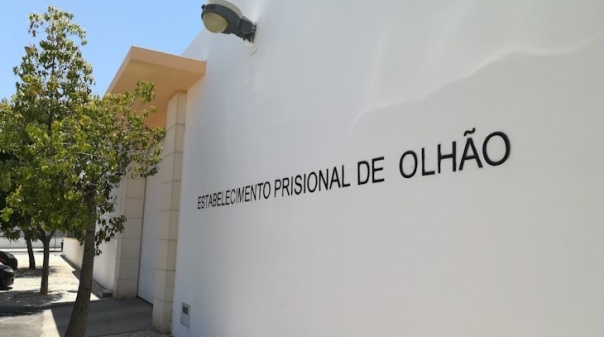 Prisão preventiva para suspeito de furtar residências de luxo no concelho de Loulé 