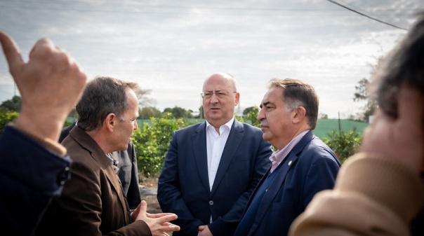 Ministro da Agricultura e Pescas visitou polos de inovação de Faro e Tavira