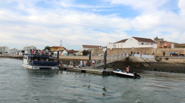 Cais de embarque públicos afetos à Câmara de Faro vão ser intervencionados 