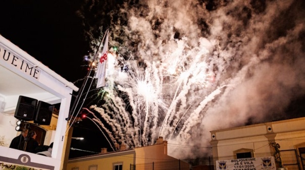 Boliqueime assinalou elevação a vila com animação e fogo de artifício