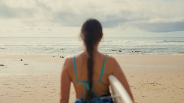 Novo filme promocional de Vila do Bispo convida a um verão descontraído 